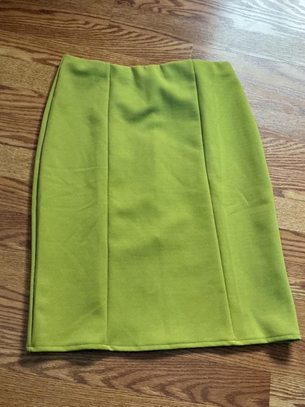 H & M Chartreuse Elastic Waist Knee Length Pencil Skirt Size S